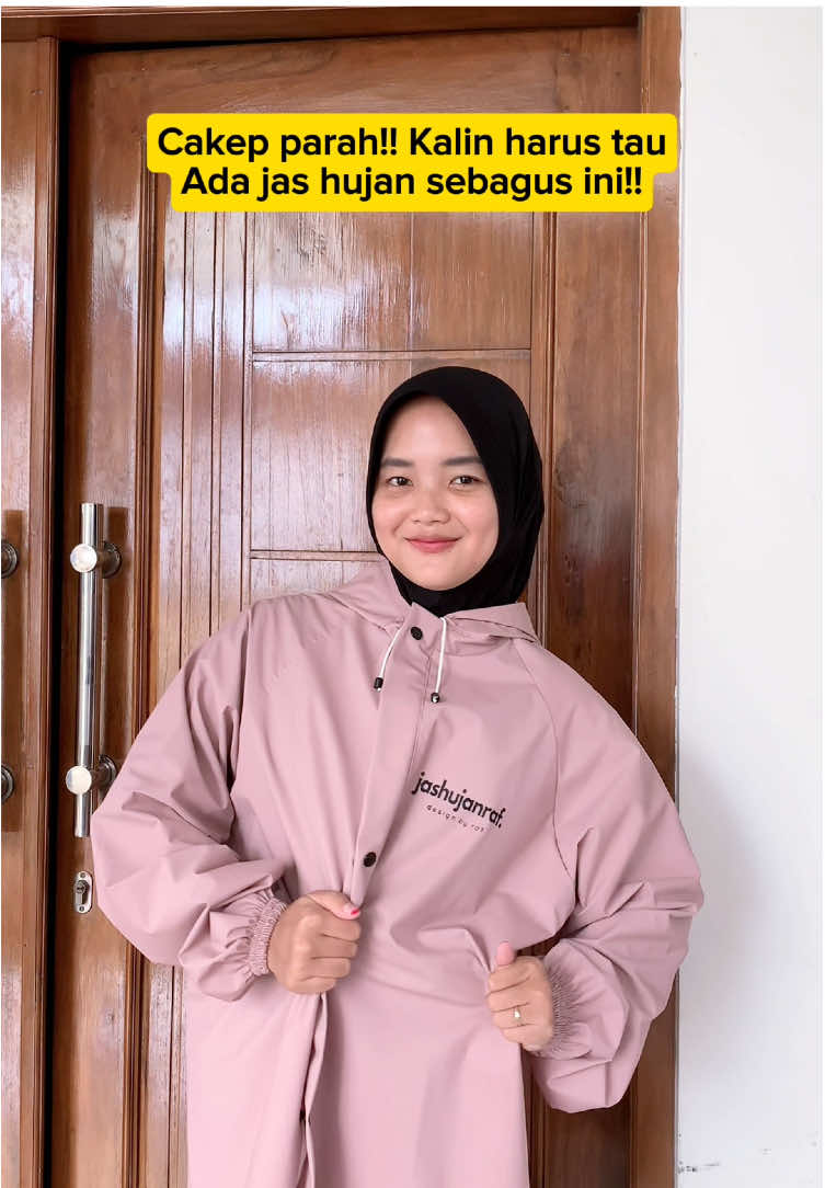 Kalin belum tau ada jas hujan cantik kayak gini? #jashujan #jashujandewasa #jashujanwanita #jashujanpria #jashujansetelan #ownerjashujanraf 