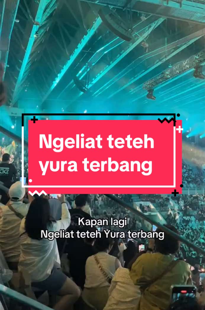 Opening #konserbingahyura se-WOW itu ! Ngeliat teteh @Yura Yunita terbang di udara buat opening konser kemarin sungguh bikin terkejoed2. Dari awal sampai akhir acara banyak kejutannya. 😭😭🙏🙏 #konseryura2025 #konseryura #yuraterbang 