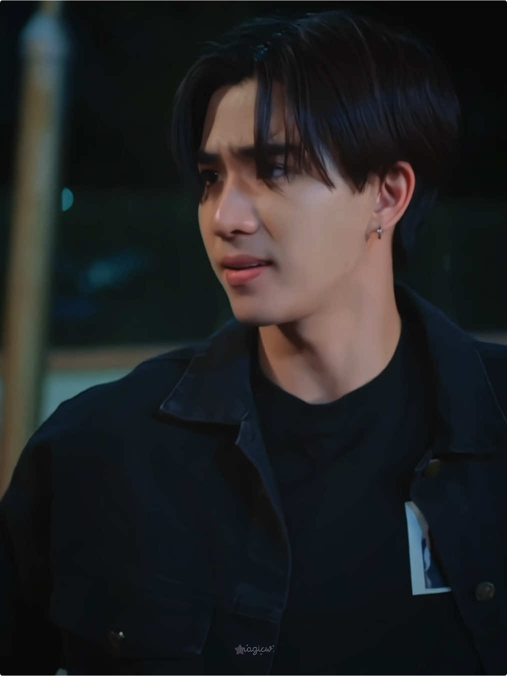 โยธาอย่าโมโหบ่อย มันหล่อ 🧎🏻‍♀️ ( #perthtanapon #perthppe #เพิร์ธธนพนธ์ #perfect10liners #fyp @PERTHPPE  ) 🖤