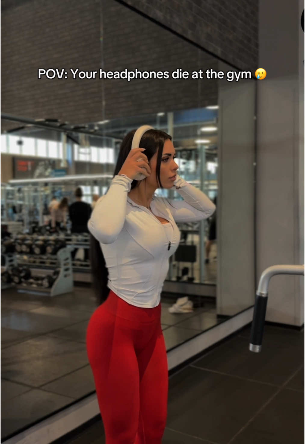 Going home now 😭 #gym #GymTok #gymhumor #gymmotivation #gymfit #gymgirl #FitTok #fitnessmotivation #workout #fitnesstips #workoutmotivation #trainingsplan #workoutsplit #fyp #foryou #viral #diet #gains #highprotein 