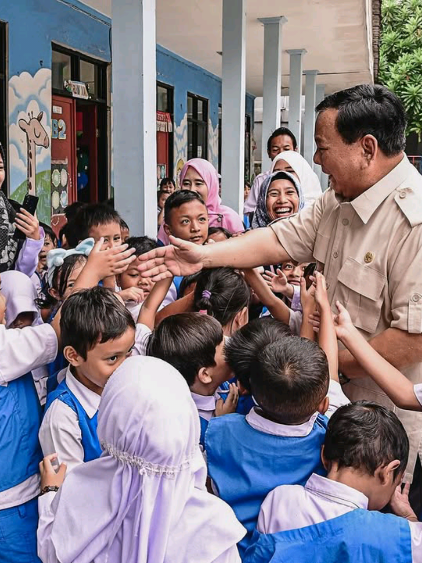 Program Makan Bergizi Gratis, Harapan Baru untuk Anak Indonesia #prabowo #presiden #fyp 