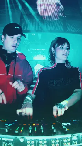 bring the hard house back 🙂‍↕️🙏 #elotrance #justintinderdate #polyamorberlin #zbau #nürnberg #berlin #techno #trance #hardhouse #viral #tiktok #viralbeats #music #djduo #FYP #forupage #TrendingNow #TikTokViral #DJLife #B2BSet #Club 