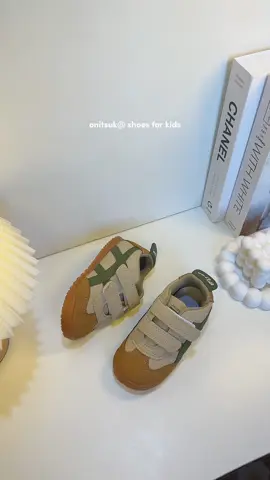 DITO NABILI MI ➡️ @Momma Zel & Zane⬅️ #babyshoes #kidshoes #shoesforkids #rubbershoesforkids #sneakersforkids #fyp 
