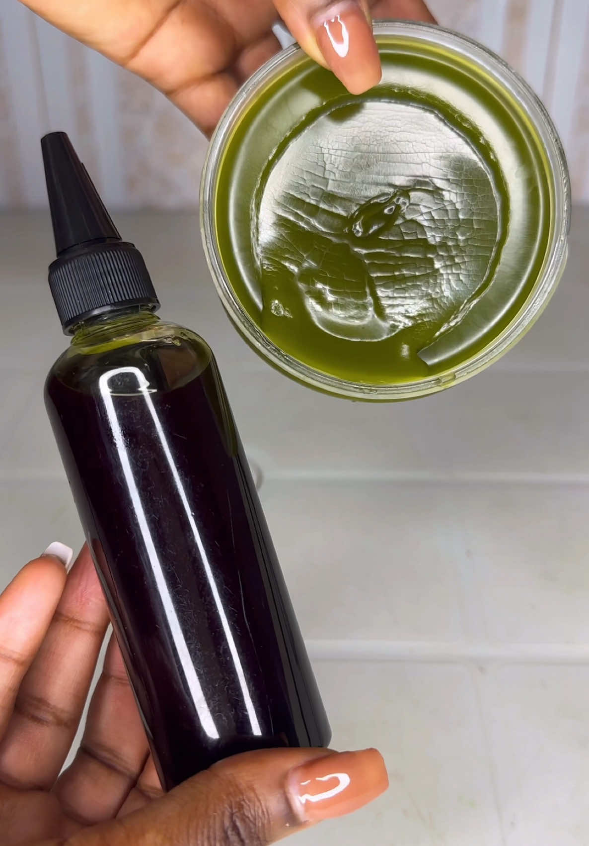 Óleo e pomada para fazer o seu cabelo crescer  #crescimentocapilar #cabelocrespo #cabelonatural #cabelosaudavel #4c 
