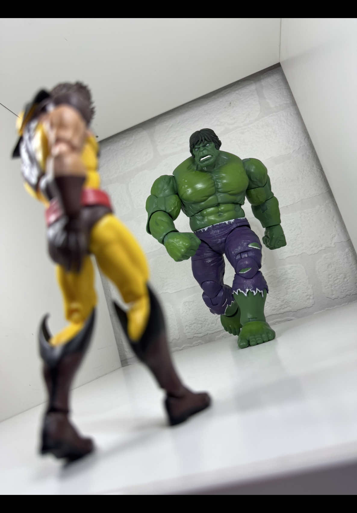 Hulk Vs Wolverine🔥 Giving you what Deadpool 3 unfortunately didn’t… Hope you enjoy as always🙏🏼 #foryou #fypツ #fypage #wolverine #incrediblehulk #deadpool #hulkvswolverine #loganhowlett #brucebanner #marvel #deadpoolandwolverine #wadewilsom #brownsuitwolverine #xmen #hulksmash #marvelrivals #hulkandwolverine #ladydeadpool #wolverinebrownsuit #redhulk #logan #marvelcinematicuniverse #theincrediblehulk #zombiedeadpool #avengers #mafex #shfiguarts #mezcotoyz #sentinel #marvellegends #amazingyamaguchi #cttoys #endgame #deadpool3 #ageofultron #markruffalo #hulkvswolverinefight #hughjackman #deadpoolcorps #wolverinexmen #figureposing #toyphotography #brickaway #deadpoolmovie #wolverineedit #marvelrivalstok #wolverinevsdeadpool #figtok #xyzcba 