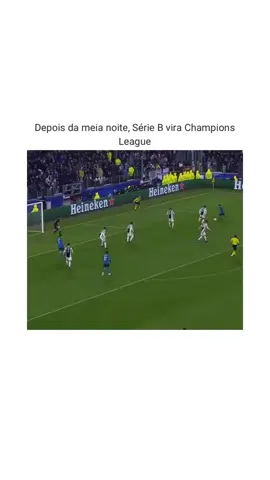 Meu amigo no fim da festa quando não pegou ninguém ainda. 😂😂😂 Marque seu amigo no fim de festa.😂😂😂 #championsleague #cristianoronaldo #realmadrid #juventus #gol #bike