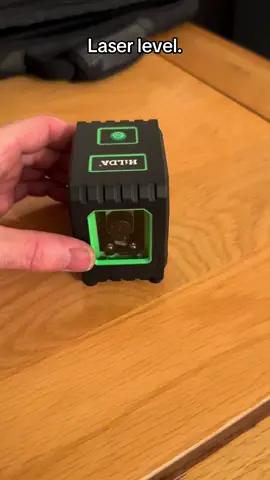 Mini laser level,a must for the DIY or professional user.Make life easier and work smarter. #laserlevel #straightedge #level #hangingpictures #fittingtiles #DIY #makelifeeasier #worksmarter 