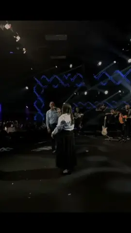 ✨️🙏🏽@alissonsantos e @stellalaura @Todah Music #bastidores #alissonsantos #stellalaura #todahmusic #valmendes1310 #foryou #fyyyyyyyyyyyyyyyy #jovenscristãos #viral_video #foryoucristao #fy 