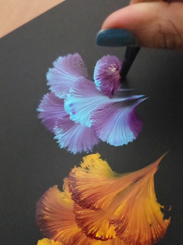 Beautiful floral Painting #foryoupage #fyp #flowergirl #brushchallenge #roundbrush #colorful 