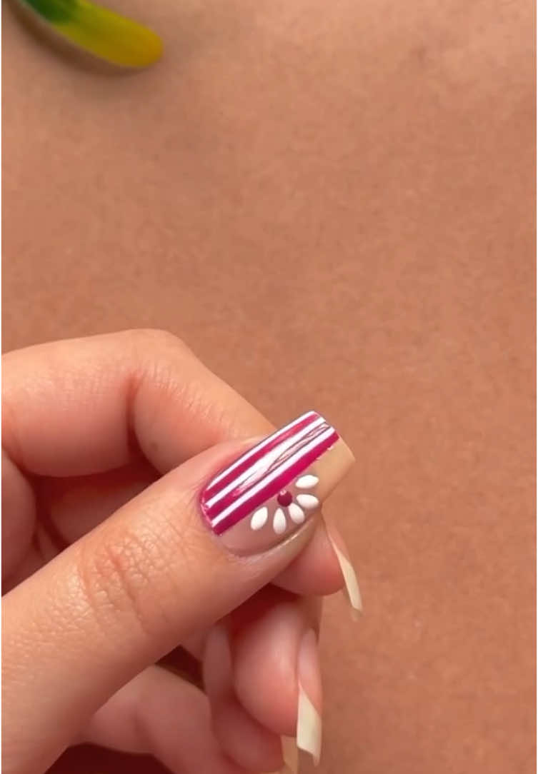 #unhasdecoradas #viral_video #decoracao #nailart #anosatrás 