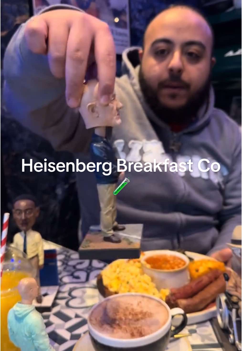 Breaking Bad one of my fav things ever when I discovered this joint I was so gassed but tbh straight away I was a bit underwhelmed the menu isn’t themed around the series at all it’s basically a normal cafe with some figurines and overpriced merch not even a one tv with the show playing or nothing kmt @heisenbergbreakfastco do better this concept has a lot of potential shout me if you wanna fulfill it 📈 otherwise yh man I was really considering leaving with them bobble heads lol I need them still big up my guy Fring would love to do a Los Pollos Hermanos review some day @101  @Heisenbergbreakfastco 