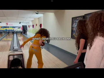 HRR BACK- @Noah Risling @demitrakalogeras @patrishakalogeras @sundaykalogeras @Eliana Kalogeras #kalogersisters #fyp #views #sisters #viral #titkok #likes #demitra #funny #bowling #bowlingtiktok #youtube #tiktok ##sunday #fakebody #funny #greekbeauty #viral 