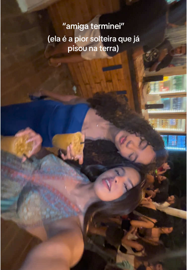 já começouuuu kkkkkk @Juliaroques  #amigas #solteira #foruyou 