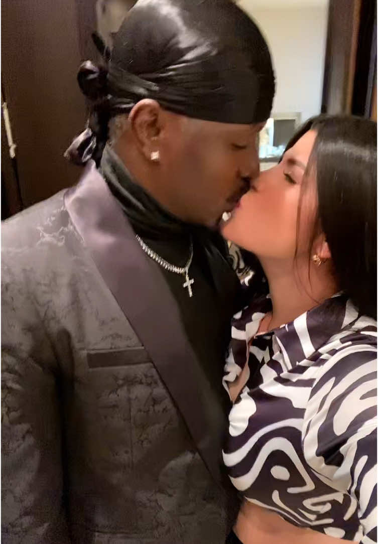 @🐝Soulja Black🐝 #kingandDrip #mylove🤴🏾😍 #parati #febrero #aniversario #haitiantiktok🇭🇹 #venezuela🇻🇪🇻🇪 