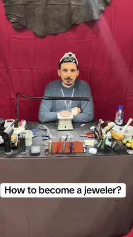 How to become a jeweler?