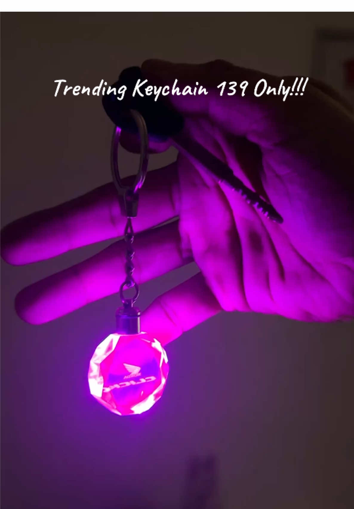Restock na ang Motorcycle Led Light KeyChain 7Color Crystal #Keychain #ledlightKeychain #Trendingkeychain #fyp #dailyguidestv #akosiernanshea 