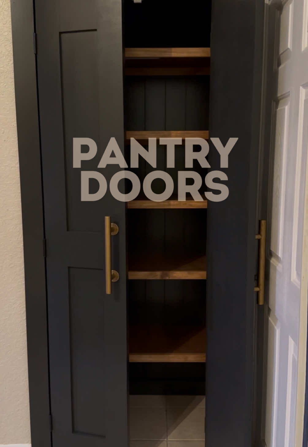 Pantry doors are in!!🙌🏻 Pantry glow up and custom built pantry doors for the win.  #maker #DIY #woodworking #kitchen #pantry #pantrymakeover #yesicanbuildthat 