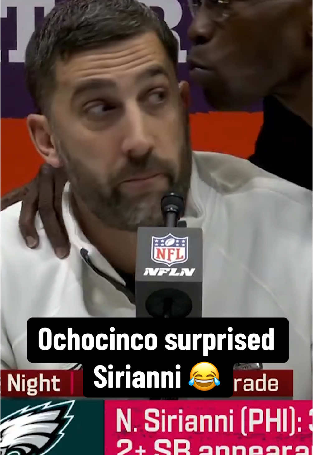 #ChadOchocinco surprised #NickSirianni with a #kiss 😂 #nfl #SuperBowl #Eagles 