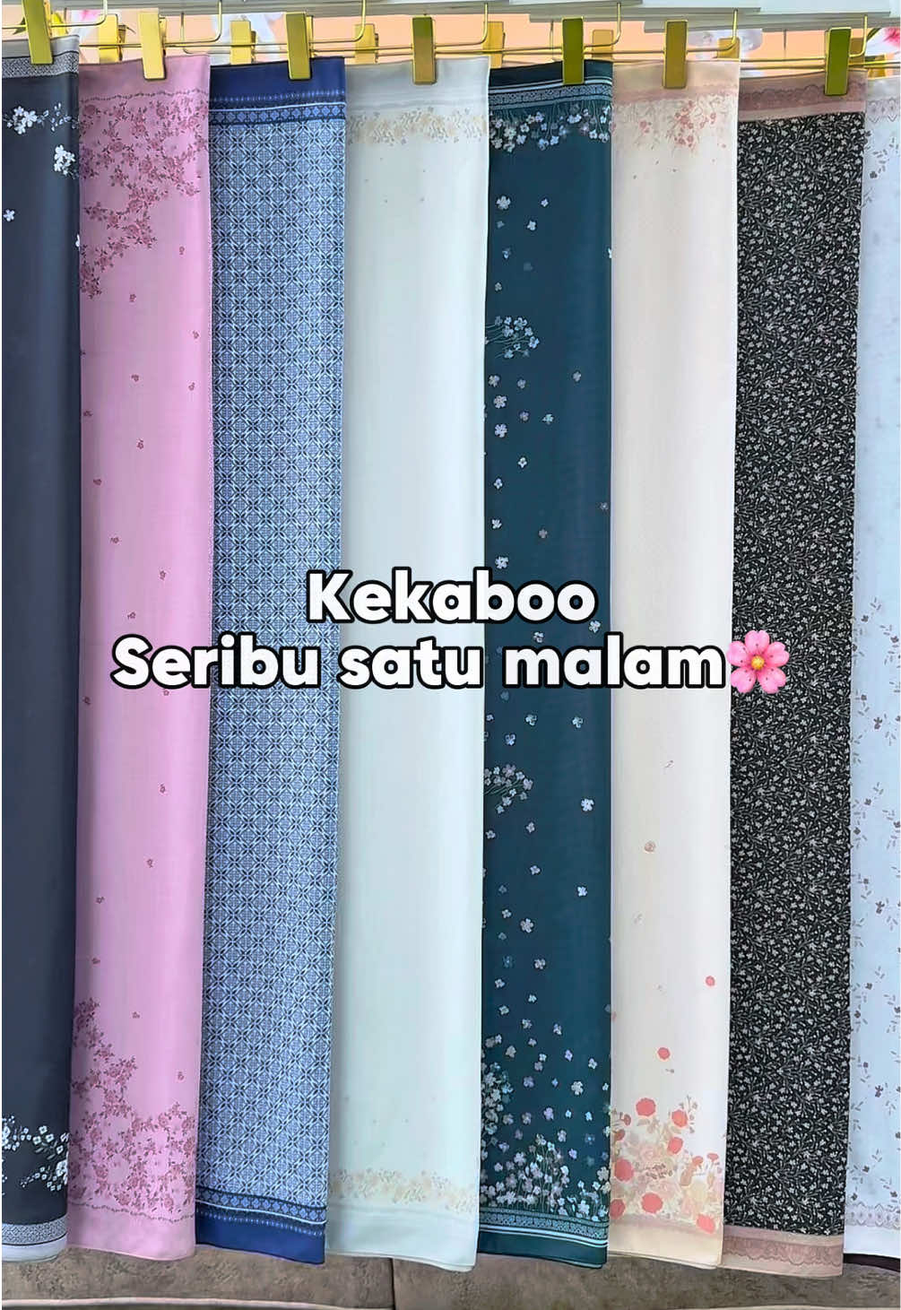 Koleksi wajib ada dalam almari cik akak, dan gayakan dengan on point! 🌸🤩 #tudungkekaboo 