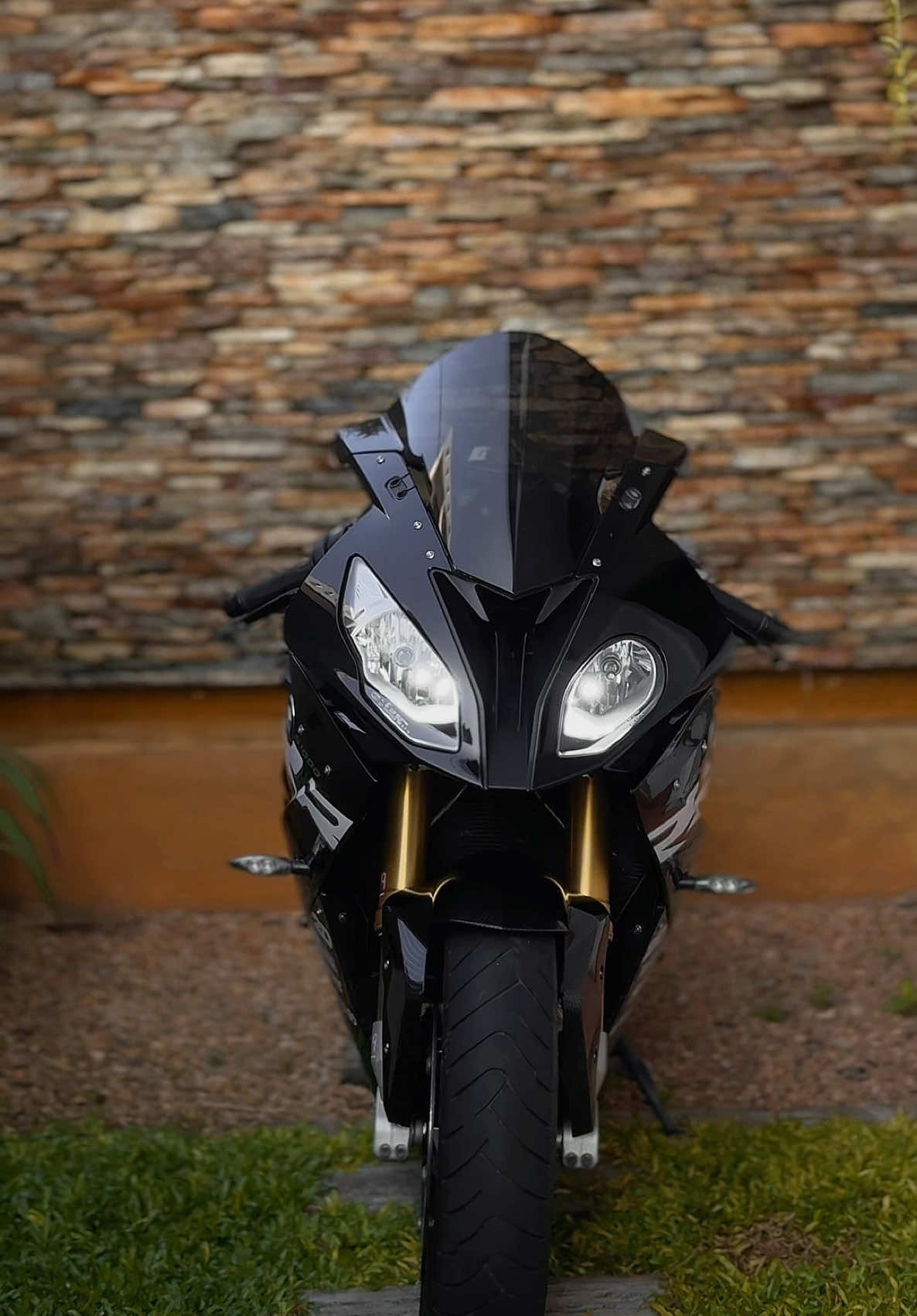 🥺🖤#s1000r #foryou #fypppppppppppppp #foryoupag #fyp #viral #mrdanuja 