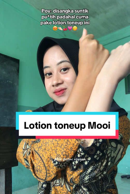 Emang sebagus ini sii😭💗 udh bisa nutupin kulit belangku bonusnya kulit terlindungi dari sinar Uv 🤩🤩 #lotiontoneup #mooi 