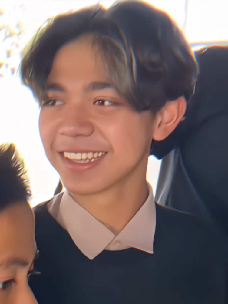 Masboy era masih sekolah ganteng bgt, kek oppa oppa korea😍😍 #fyp #fypdong #lewatberanda #masboy #firmanmaulana #gwsm @BOY REAL. 