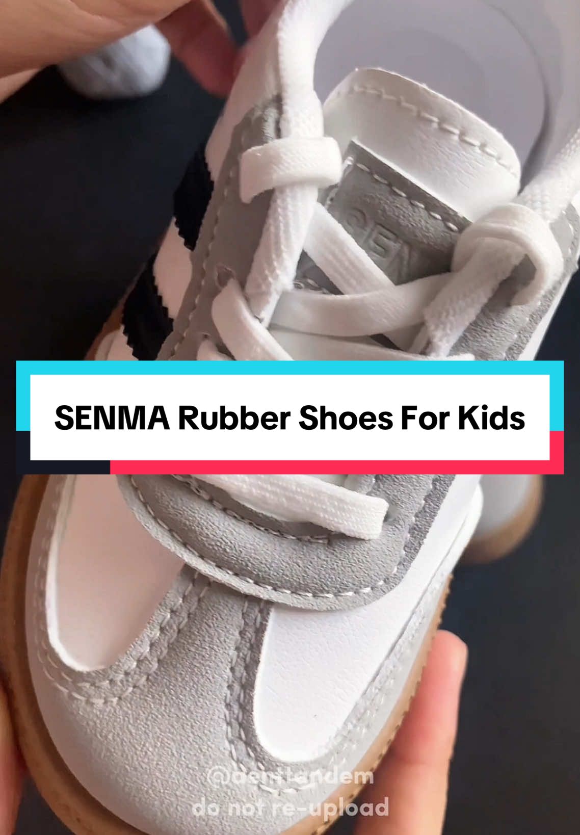 All sizes are available mga anteh!SENMA Rubber Shoes For Kids #senma #kidsshoes #footwear #rubbershoes 