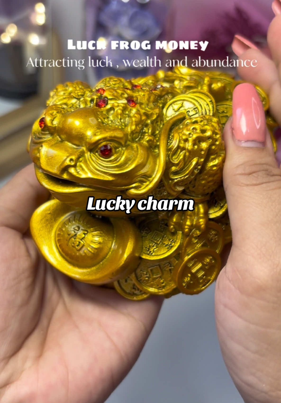 They say this lucky frog ,attracting luck, wealth and abundance. #luckyfrog #luckycharm #luckycharmforbusiness #fengshui #fyp #foryou 