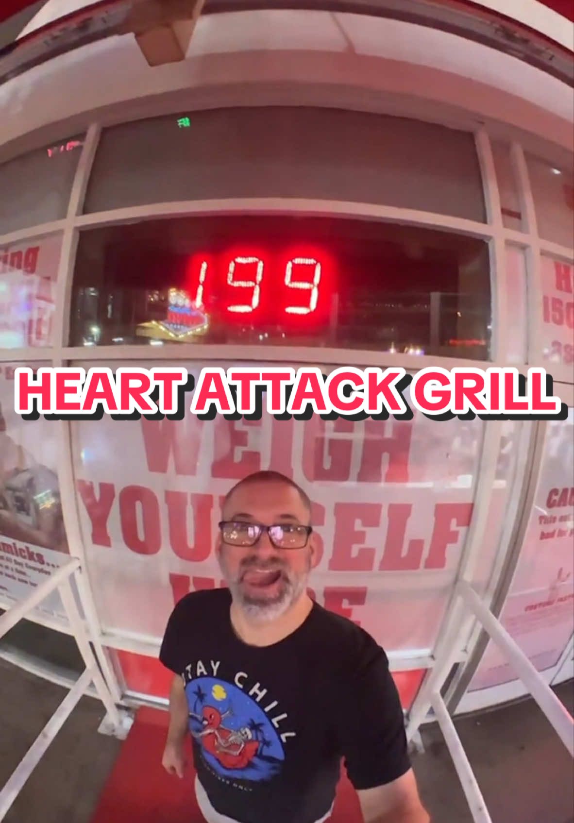 We went to the famous #heartattack grill in #vegas on LIVE!! #pearadise #goodvibes💕 #biggirlhype #bodypositivity @Krissiaaa.21 @S⃨h⃨a⃨y⃨y⃨y⃨ 🍐 🎲💍 @💙Alana💙 @Sarah💕 