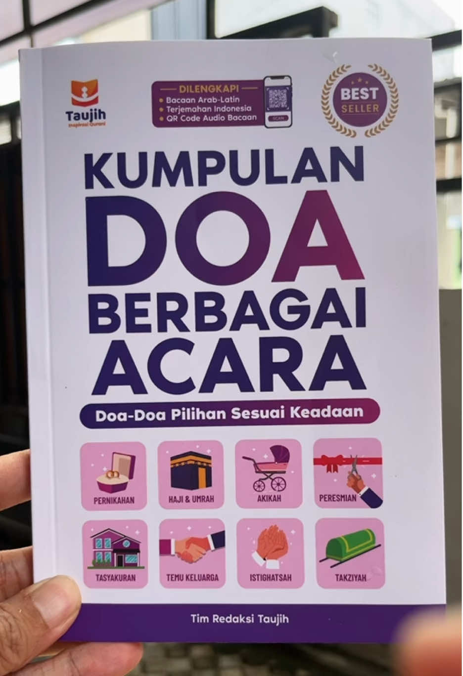 Rekomendasi buku kumpulan doa doa berbagai acara yang sudah ada versi Arab Indonesia dan juga arti serta scan barcode untuk mendengarkan suaranya. Buku kumpulan doa doa berbagai acara ini pastinya berguna banget buat kalian yang sering dimintain untuk mengisi acara #bukudoa #bukudoadoa #bukudoaberbagaiacara #doaberbagaiacara #bukuislami #wibgajian 