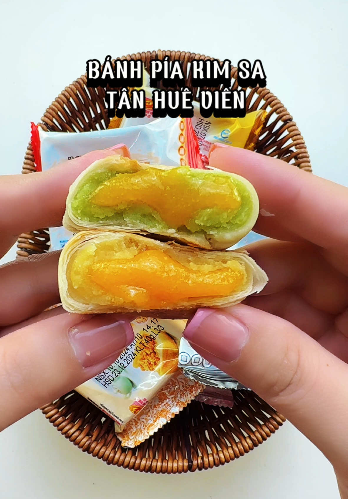 Bánh pía kim sa mini Tân Huê Viên đặc sản Sóc Trăng 10 vị khác nhau ngon xuất sắc #thuongntb #review #tiemthuong #mukbang #food #reviewanngon #reviewfood #banhpia #banhpiakimsa #banhpiakimsatanhuevien #banhpiakimsa10vi #banhpiakimsasoctrang #banhpiakimsamini #banhpiatanhuevien  @Tiệm Thương  @Tiệm Thương  @Tiệm Thương 