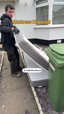 Big boi jobs, Mattress Disposal Free Quote Service property clearance, give us a call 07944098032#junkremovalbusiness #fyp #greatservice #WestBromwich #rubbishremoval #easybooking #reliable #team #disposal #decluttering #furniture #officeclearance #westmidlands #junkremovalbusiness #easybooking #reliable #team #disposal #decluttering #furniture #networking #westmidlands
