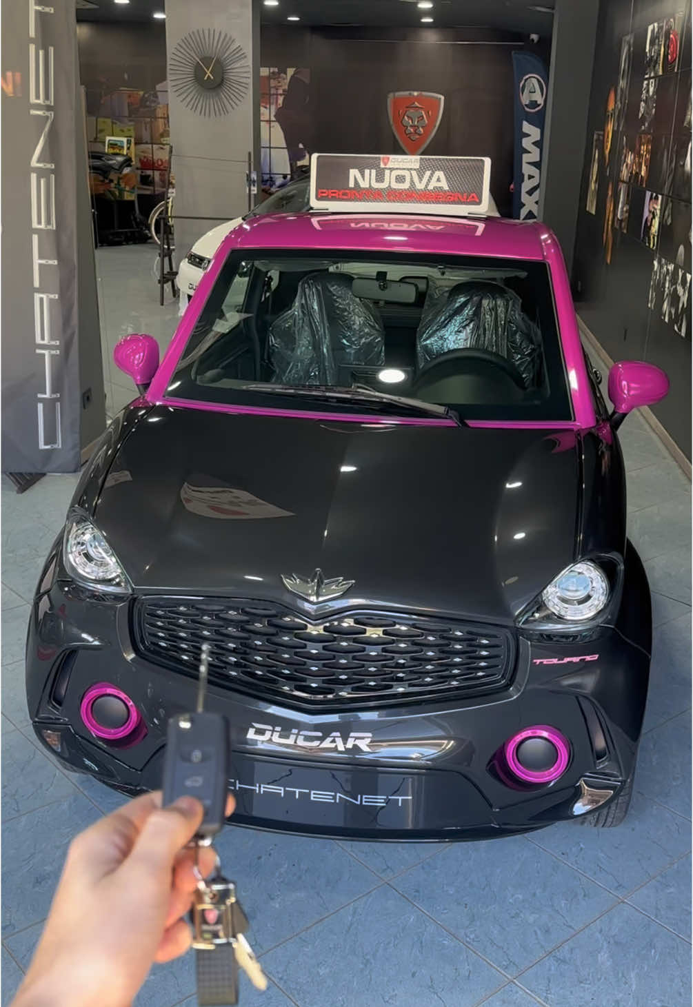 🩷CHATENET CH 46 TOURING PINK🩷 DISPONIBILE IN PRONTA CONSEGNA🥰 •scopri la Limited Edition che si distingue per il tetto specchietti e cornici fendinebbia in questa colorazione personalizzata💅