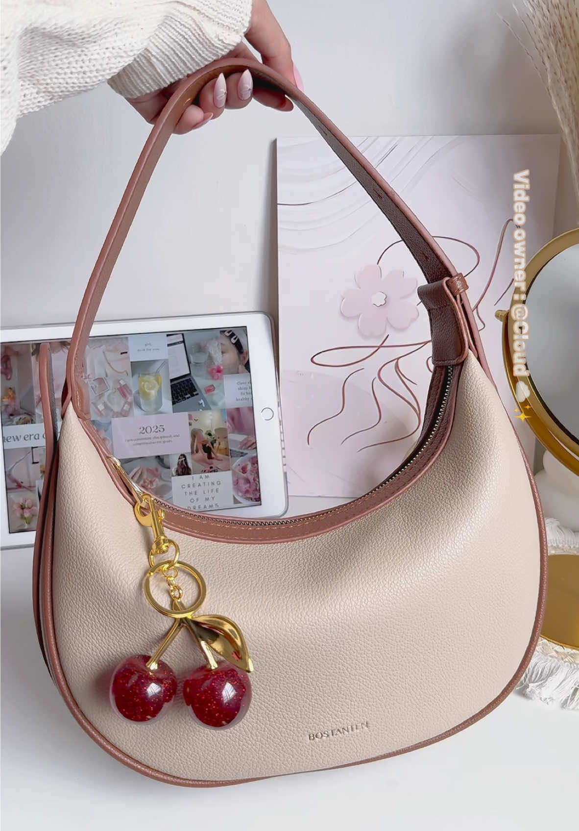 Checkout na dito ➡️ @𝐂𝐋𝐎𝐔𝐃 ☁️✨  Fave bag from Bostanten! Very shalaaa and Always pasabog din sa quality! 😍🥰💁🏼‍♀️  #bag #womensbag #ootdbag #bostantenbag #bostanten #bagforwomen #bagtok #shoulderbag #handbag #crossbodybag #fyp 