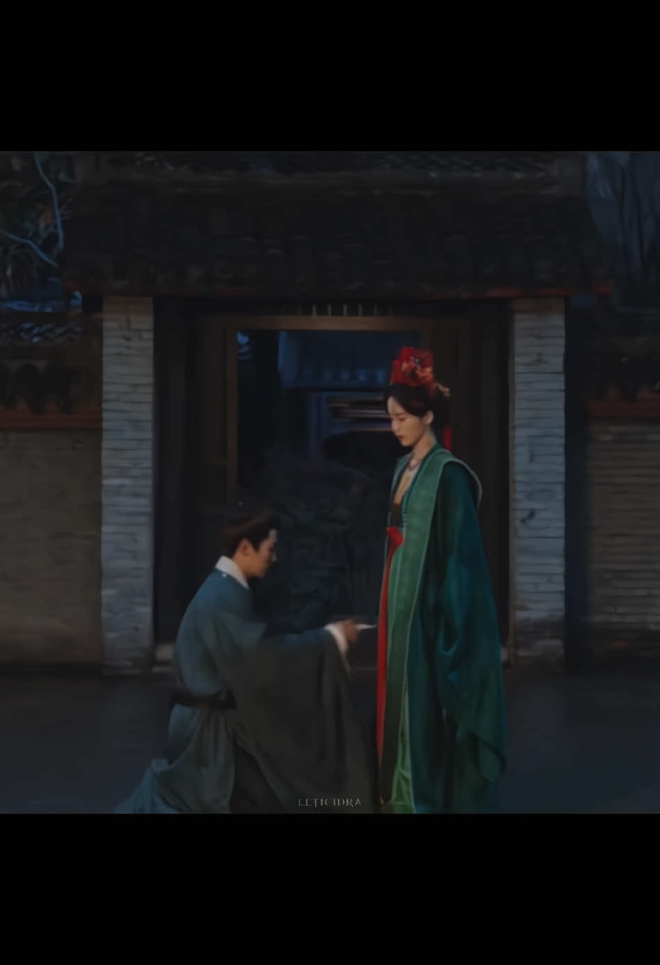 Although he didn't want to get married, he was still worried about her. #perfectmatch #cdrama #keying #liangyongqi 