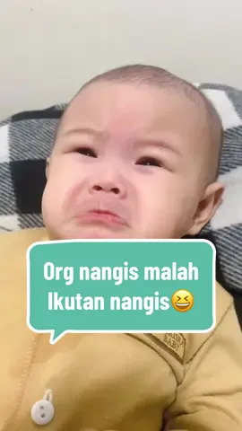 Oke lulus! Besok ikut syuting ya nak🤪 biar bisa umrohin umma @Sayyidah_fifach01 papa@doni_al.mishbah 🥰#masyaallahtabarakkallah #anaksolehahku❤️🥰😘 #fypシ゚ #bismillahfyp #masukberanda 