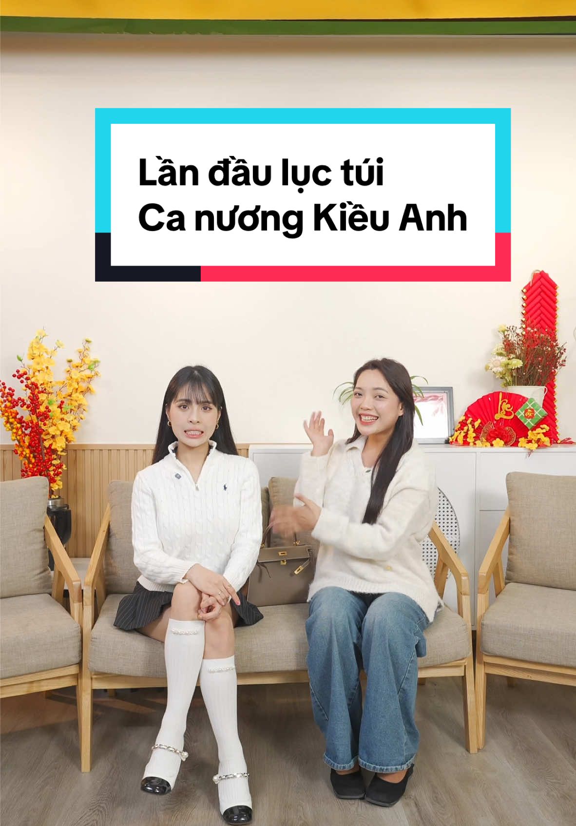 Aaaaa lần đầu tui được lục túi chị Ca nương Kiều Anh cóo gìiii 😝😝 #hapudayne #schannel 