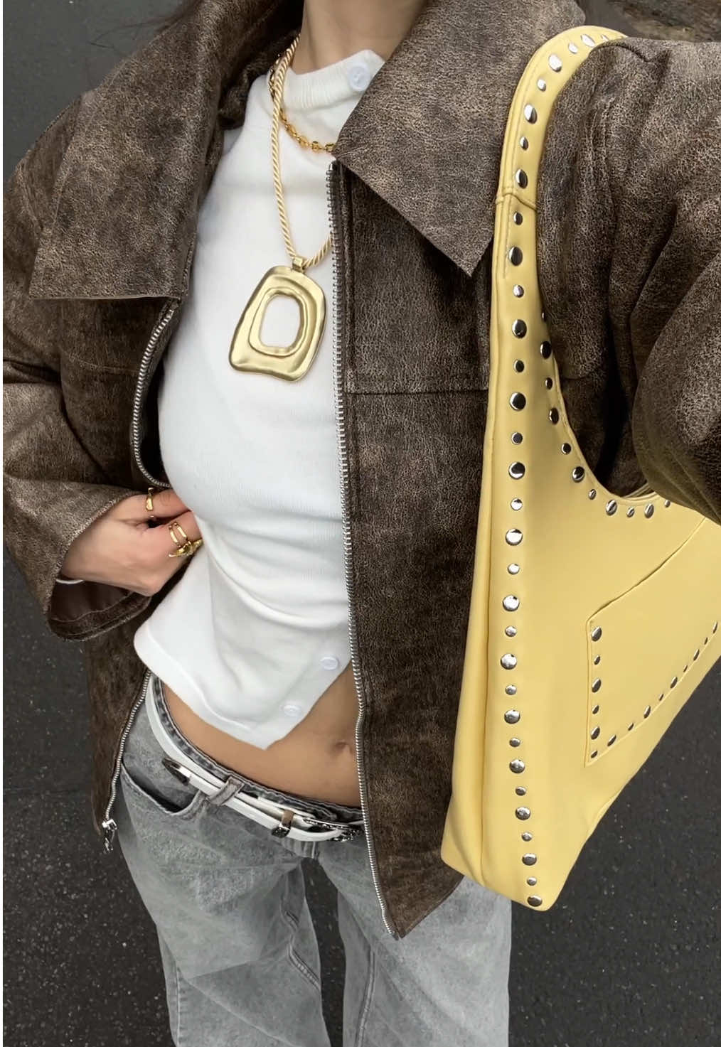 this yellow & brown combo is everything ⭐️ outfit inspo: @Robin #fashiontok #outfitinspo #outfitideas #OOTD 