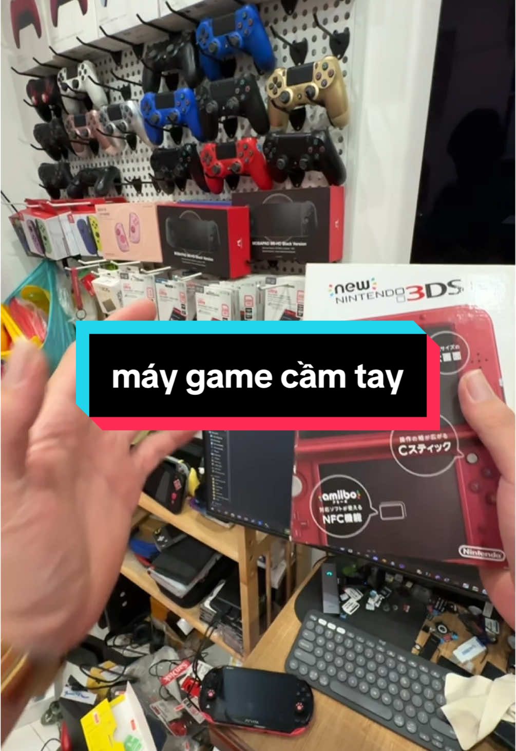 máy game cầm tay nintendo new 3ds #maychoigame #maychoigamecamtay #maychoigamengayxua #maychoigamesup #maychoigamemini #maychoigameg6 #maychoigameg7 #maychoigamesup400 #maychoigame2nguoi #tiemmaygame1990hoido #maygameps3 #maygamedientu #gametuoitho gametuoitho9x #game4nut #dientu4nut #1900hoido