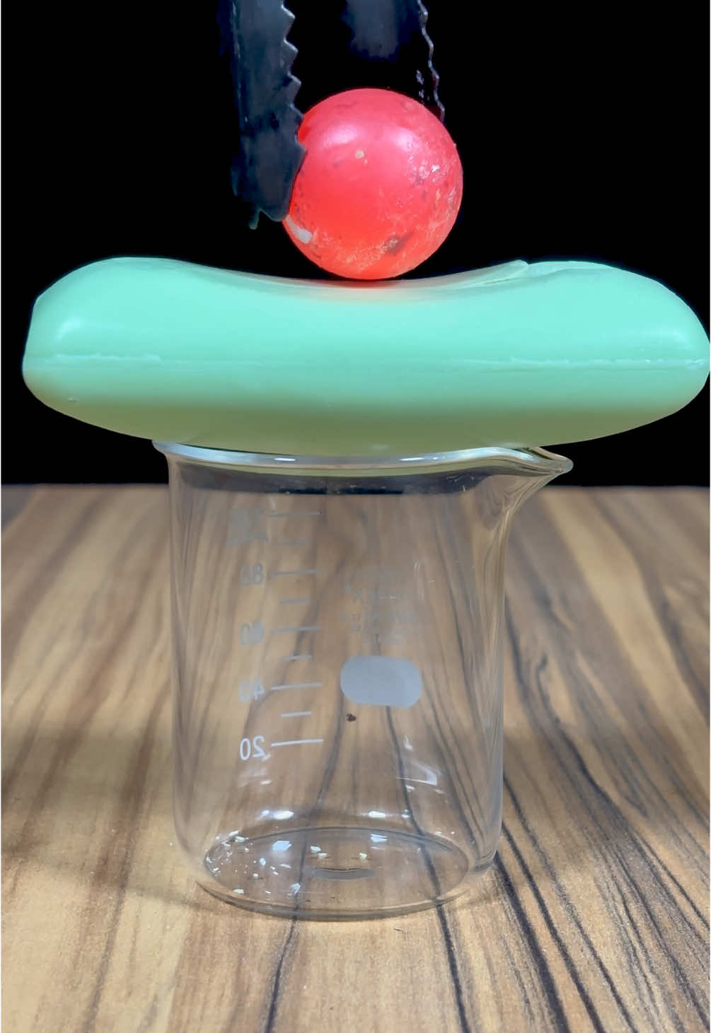 1000℃ Red Hot Metal Ball VS Soap 🧼 #rhcb #satsifying #experiment #asmr #asmrsounds #oddlysatisfying #foryoupagе #usatiktok #uktiktok #fyp 
