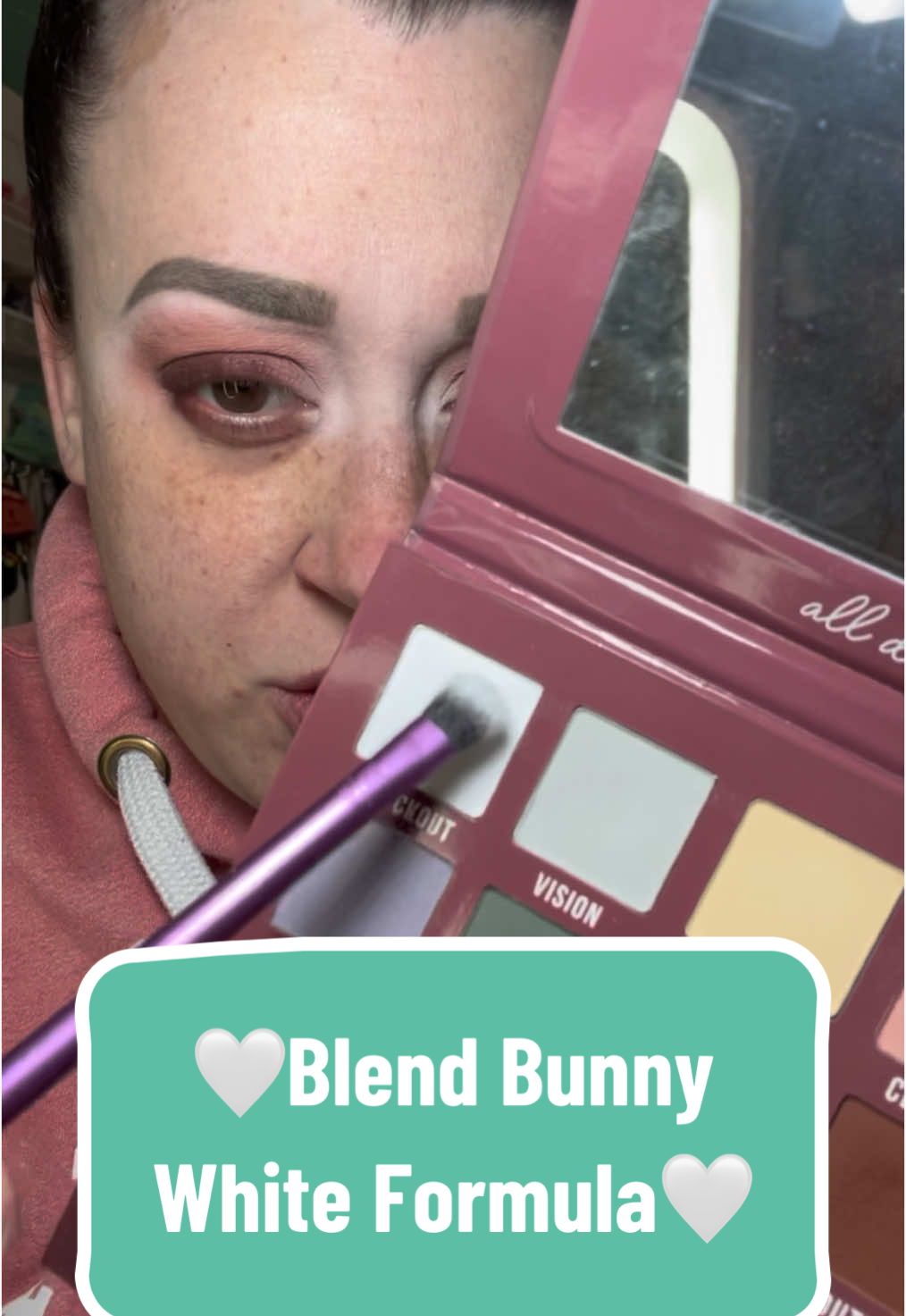 🤍🤍🤍@Blend Bunny Cosmetics we love your white formula #eyeshadowblend #blendbunnycosmetics 