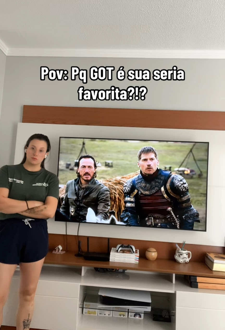 A melhor série já feita, e sim nós descartamos a última temporada 🤫!! #GOT #gameofthrones #dragon #targaryen #lannister #serie #thebest #fyyy #foryoupag #vaiprafycaramba 