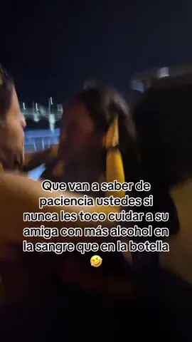 #amigas ni como salir con mi amiga 🤣🤣🤣 el ridículo que no hace pasar 