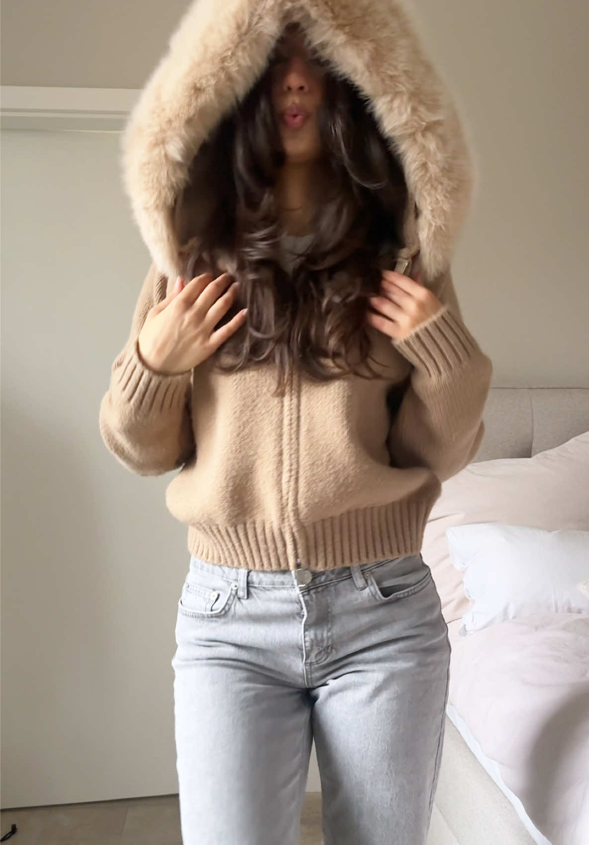 @ALESSA® 💫 #outfitideas #outfitinspo #outfitinspiration #aestheticoutfits #easyoutfits #simpleoutfitideas #scandinavianstyle #cuteoutfitsideas 