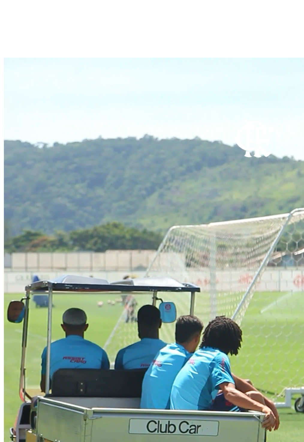 Alguém aqui aceita carona do Wesley? 🚗  #flamengo #tiktokesportes 