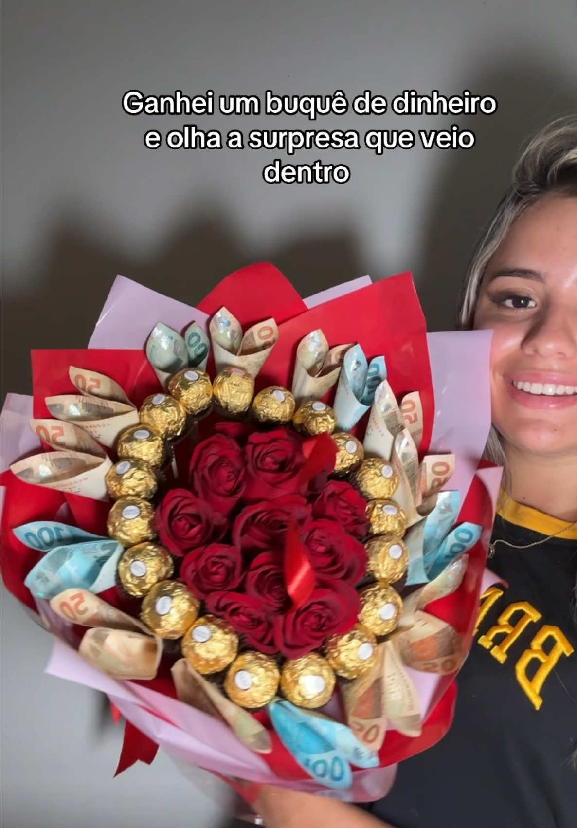Tá passada ?  #buquedeflores #iphone16promax #fouryou 