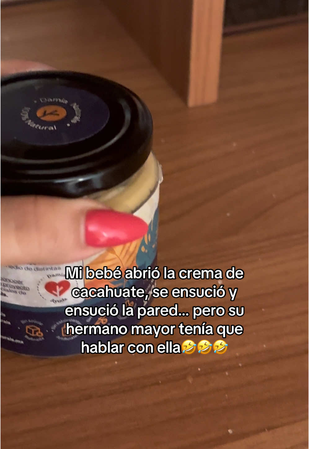 JAJAJAJA alguien tiene que poner orden aquí🤣🤣🤣 #bebe #mama #maternidad #humor #hermanos #viral #parati 