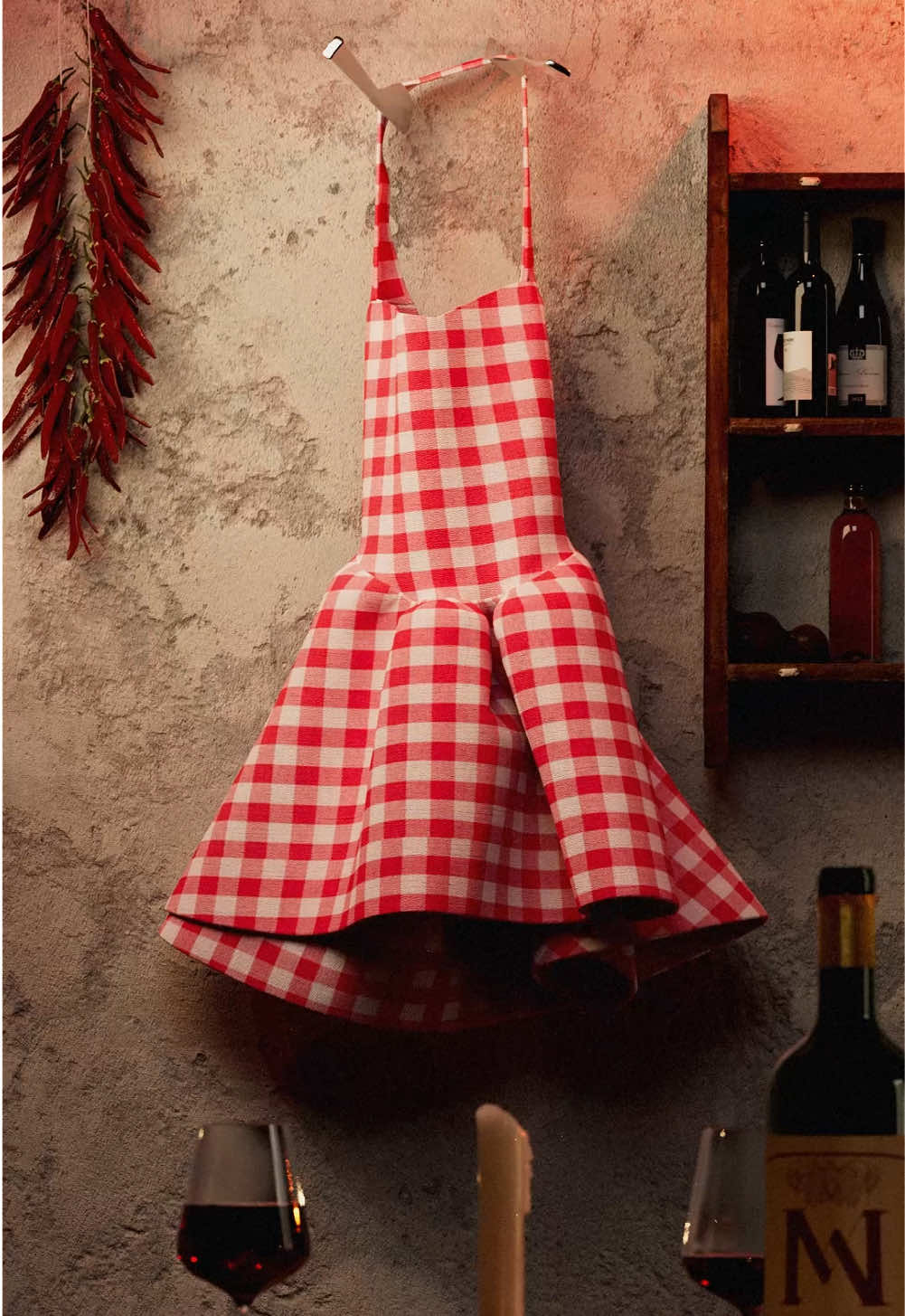 Took your tablecloth and made it the LINDSAY dress. @Sucuk und Bratwurst #MESHKI #minidress #girly #summer2025 #ootdinspo 