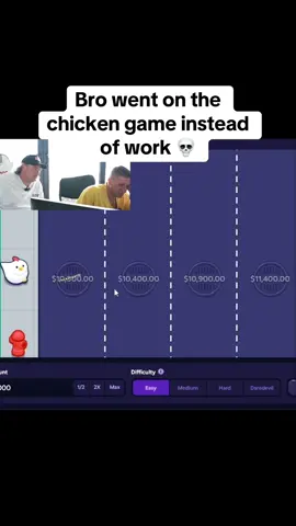 Bro went on the chicken game instead of work💀 #kickstreaming #stevewilldoit #crossyroad #streamer 