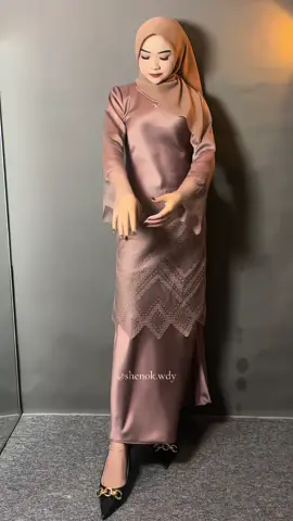 Rekomendasi dress cantik 😍❤️ Aku pakai warna saddle brown ya 🖇️ #rekomendasi #dress #dresskondangan #dresslebaran #ootddress #fyp #fyppppppppppppppppppppppp 